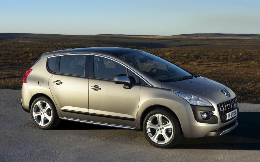  Peugeot 3008 2010 года  (фото 11 из 148)